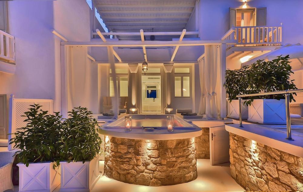La Residence Mykonos Hotel Suites - Property Grounds