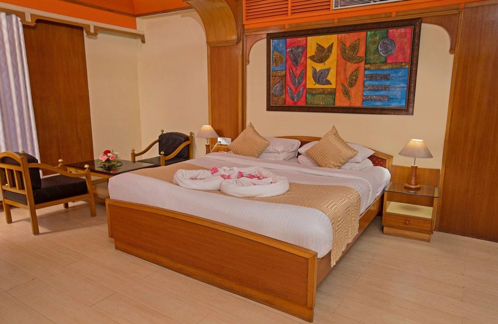 Hotel RajMahal - Room
