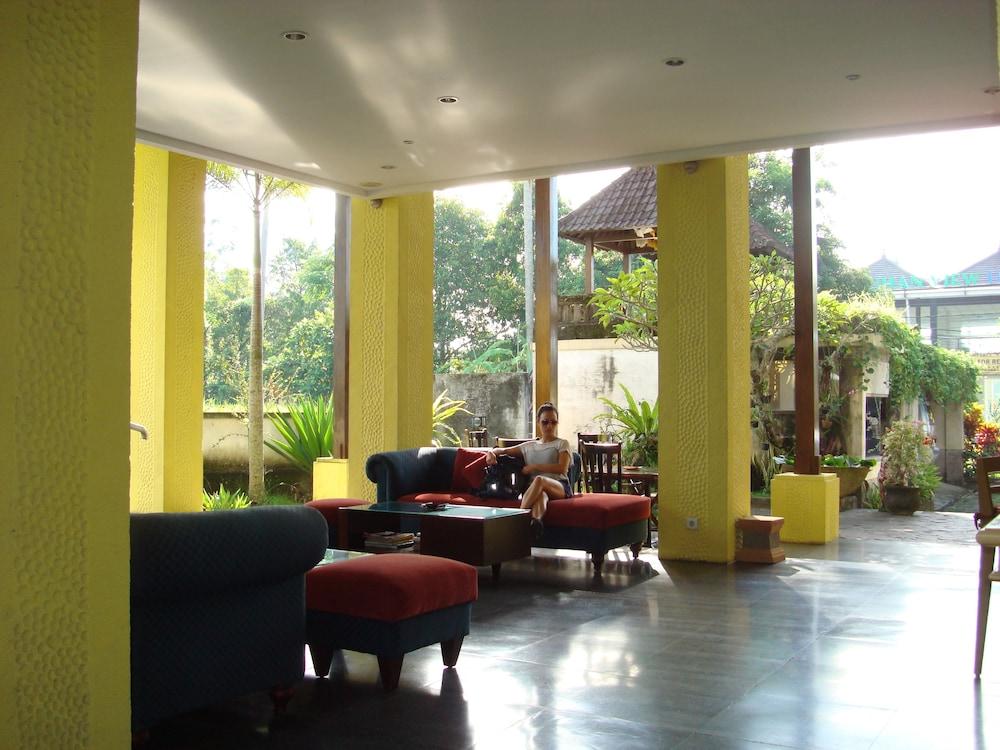 Aniniraka Resort & Spa - Lobby Lounge