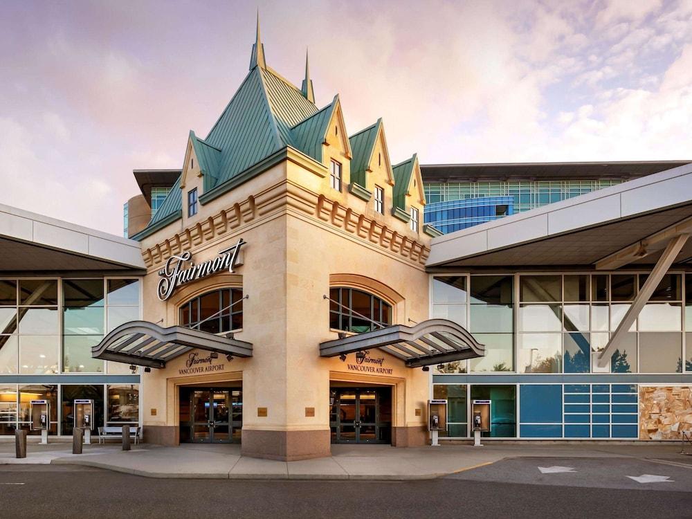 Fairmont Vancouver Airport In-Terminal Hotel - Featured Image