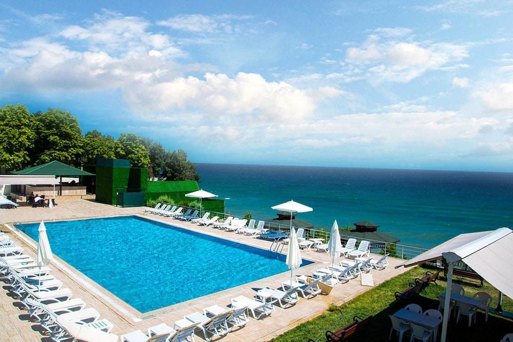 Sayeban Resort & Spa Hotel - Outdoor Pool