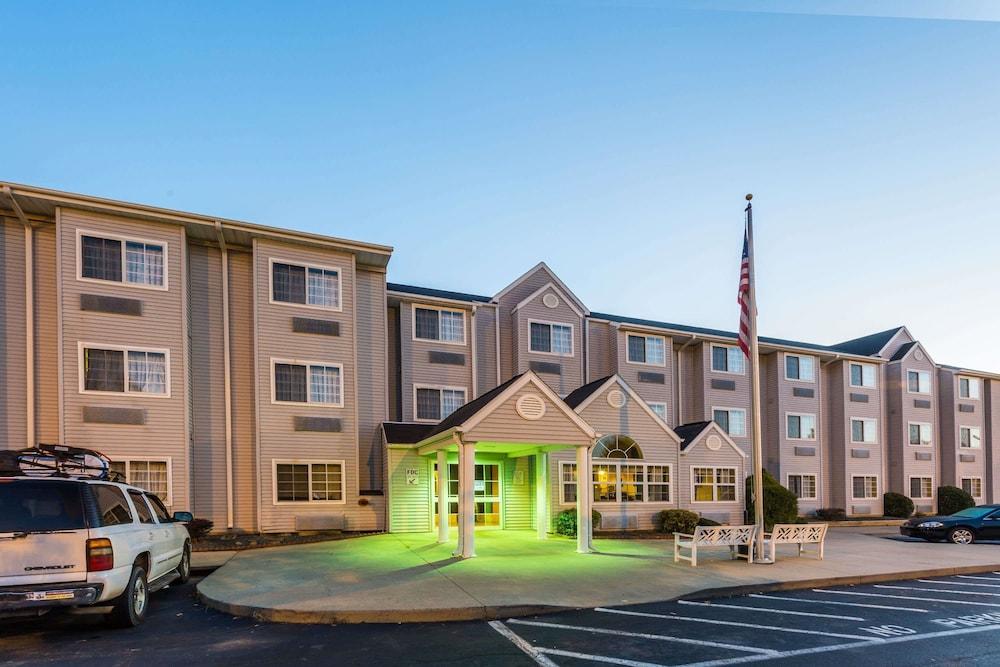 Microtel Inn & Suites by Wyndham Hillsborough - Featured Image