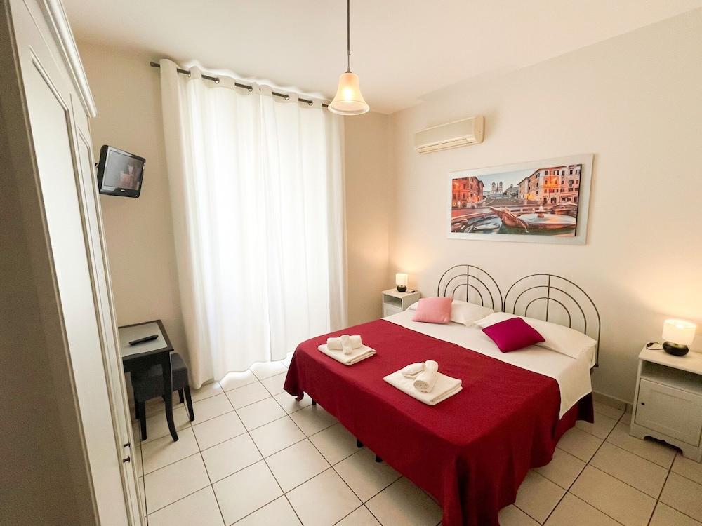 Lodging in Rome - Featured Image