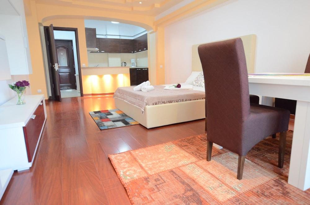Divan Residence Apartments - Room