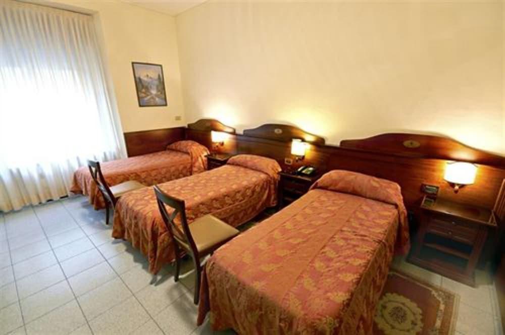 Hotel Pavone - Room