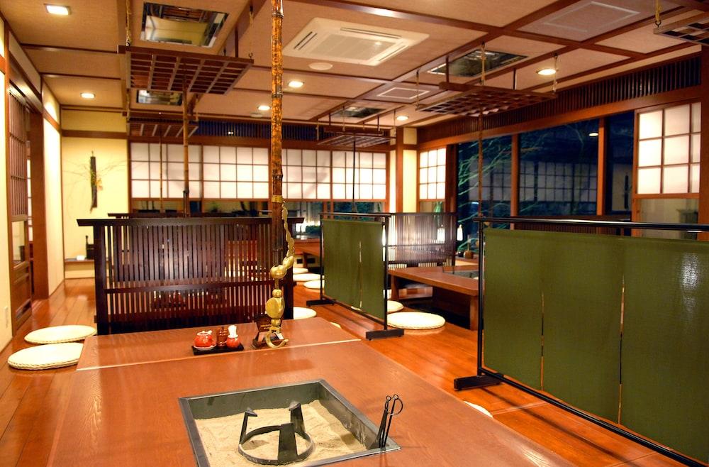 Marukoma Onsen Ryokan - Interior Detail