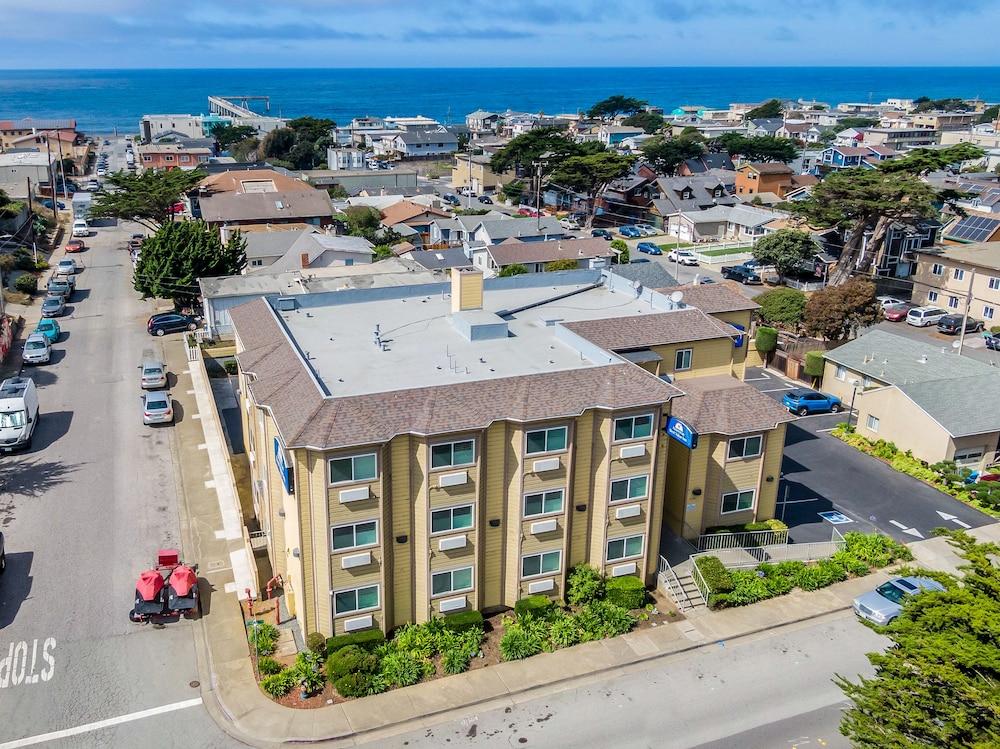 Americas Best Value Inn San Francisco Pacifica - Aerial View
