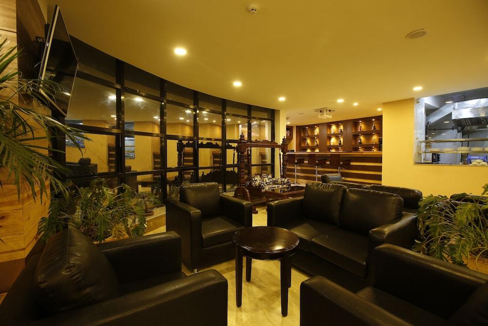 هوتل آرتس كاثماندو - Lobby Lounge