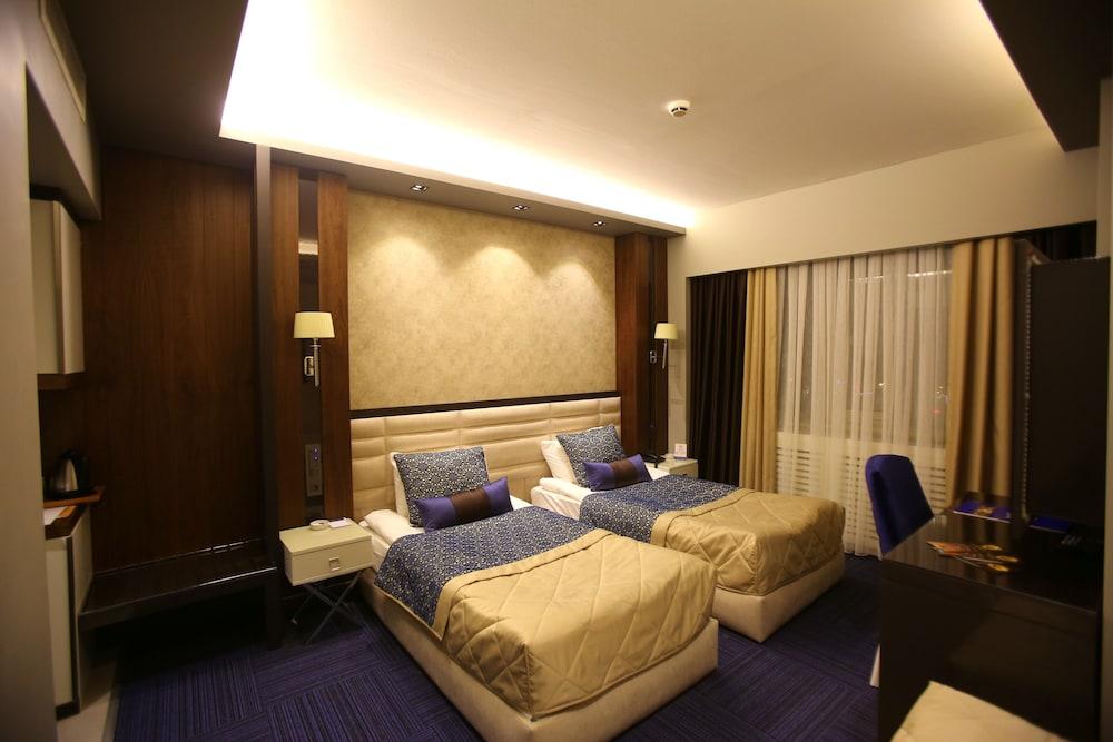 Prestige Hotel - Room