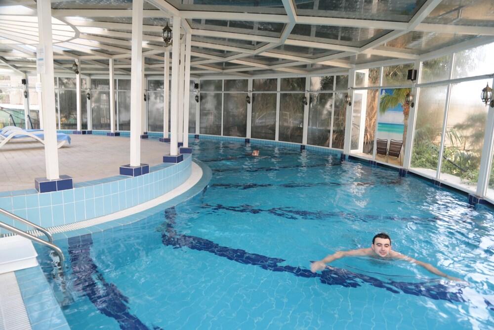 Portaluna Hotel & Resort - Outdoor Pool