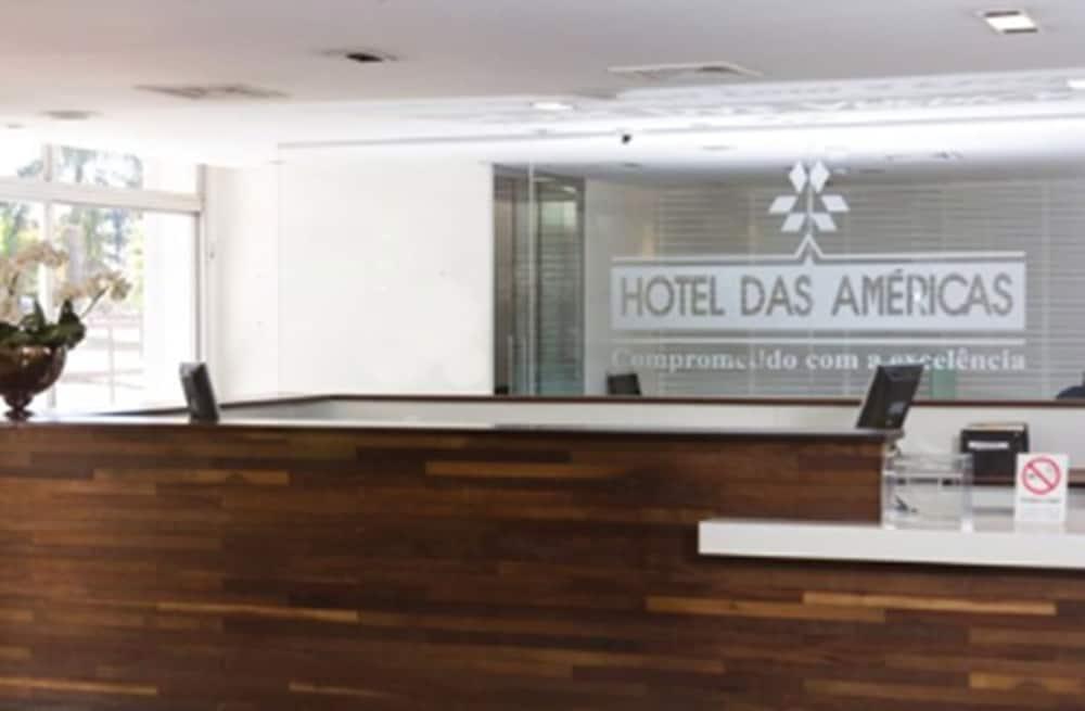 América Bittar Hotel - Interior Entrance