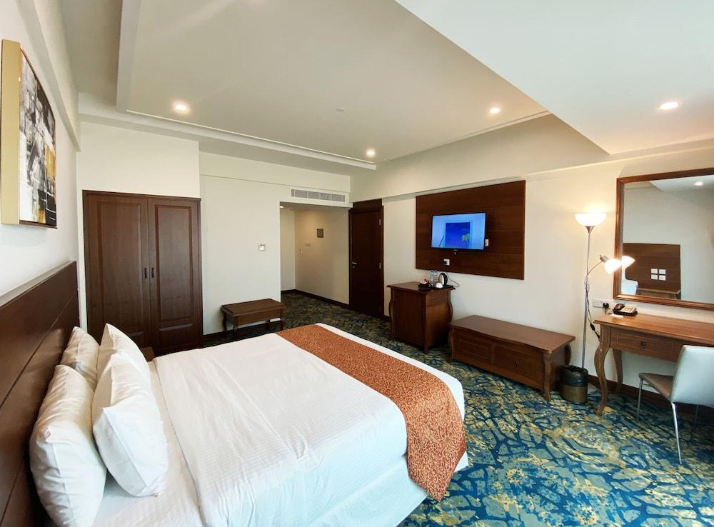 Surgrand Hotel - Room