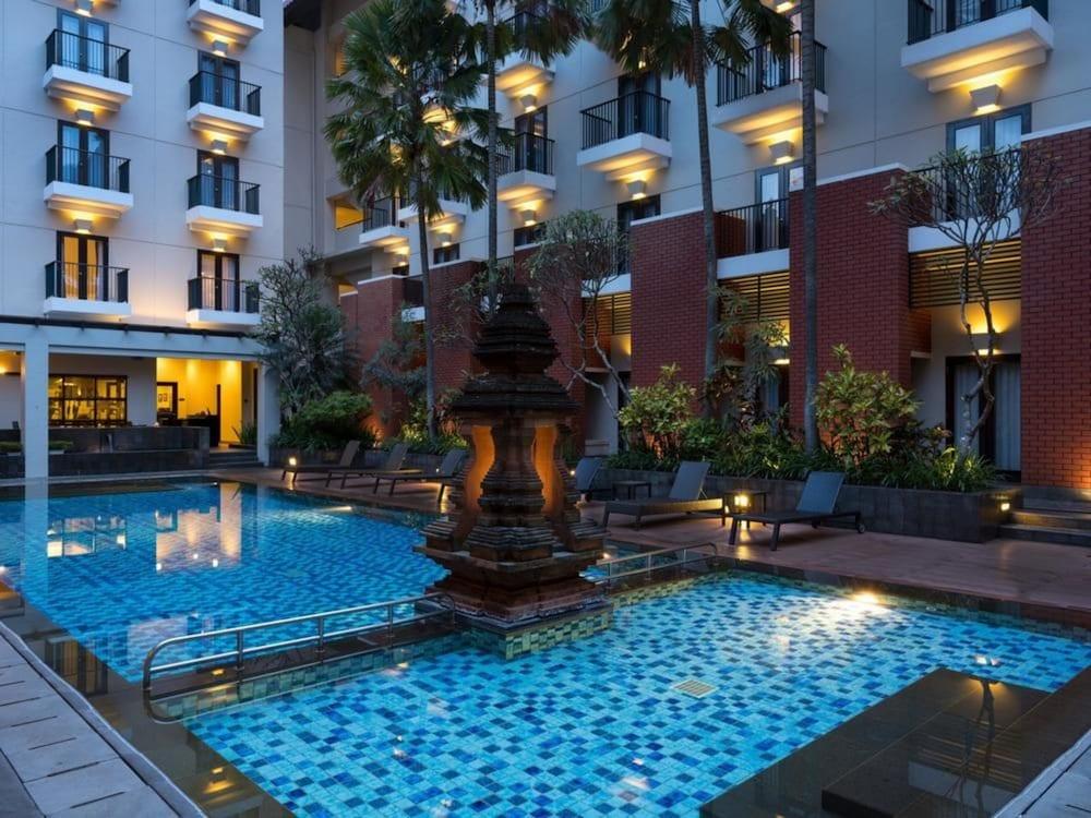 فندق سانتيكا بريمير مالانغ - Outdoor Pool