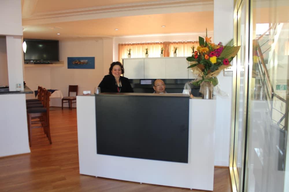 Normandie Inn & Function Centre - Reception