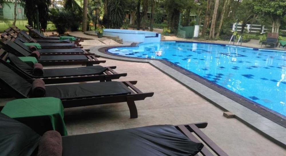 Hotel Eden Garden - Outdoor Pool