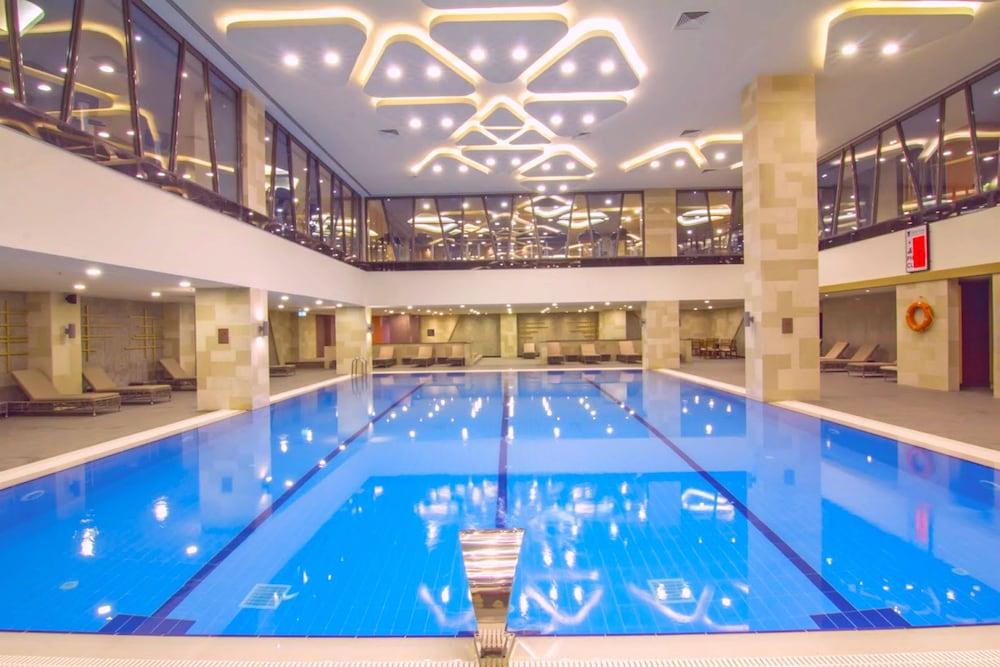 ذا جرين بارك أنقرة - Indoor Pool