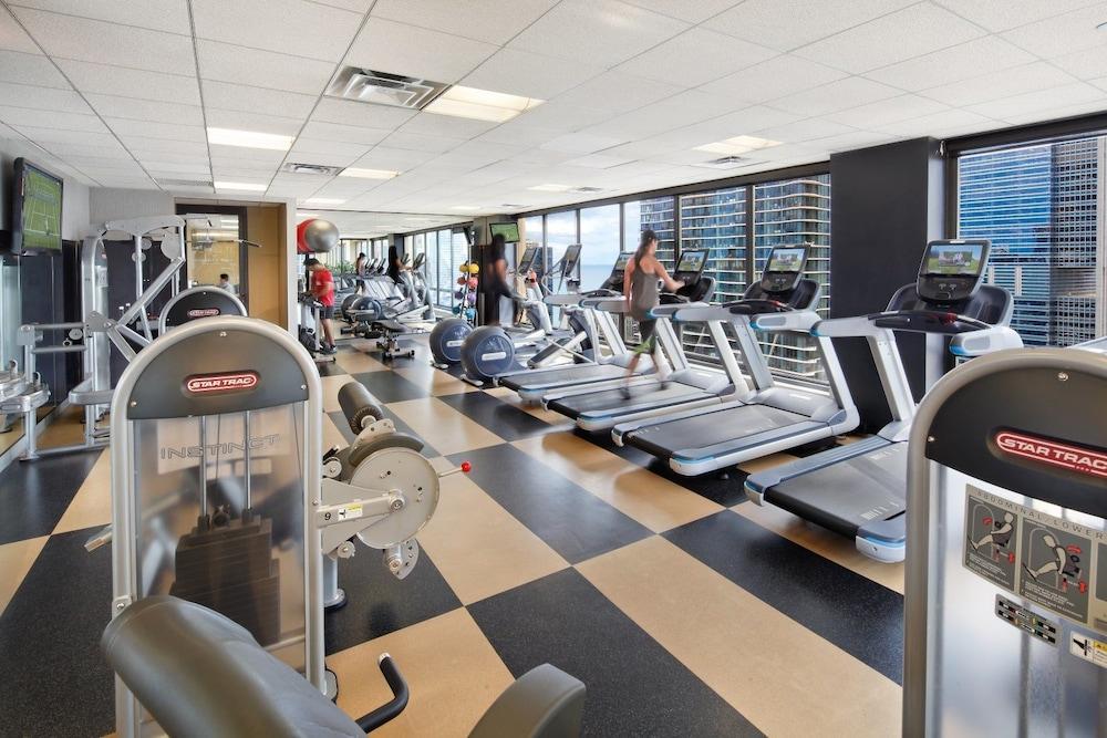 Corporate Suites Network At Columbus Plaza - Gym