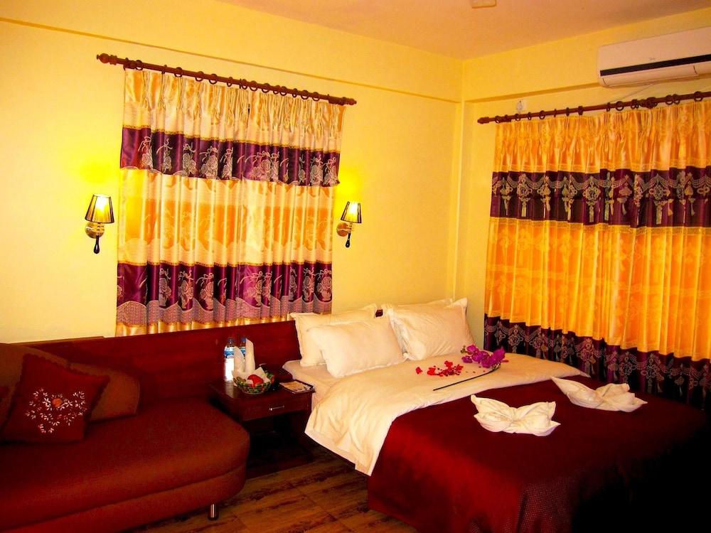 Hotel Orchid - Room