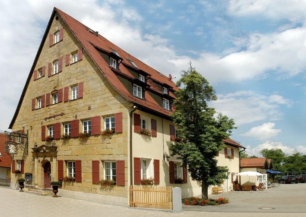 Landgasthof und Hotel Weisser Löwe - Featured Image