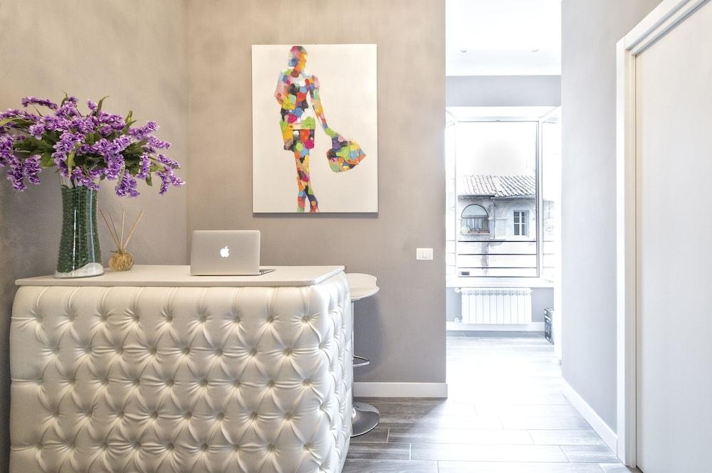 Lea Luxury Rooms - Featured Image