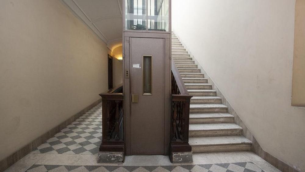 House Paganica - Staircase