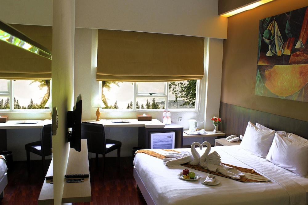Kyriad Arra Hotel Cepu - Featured Image