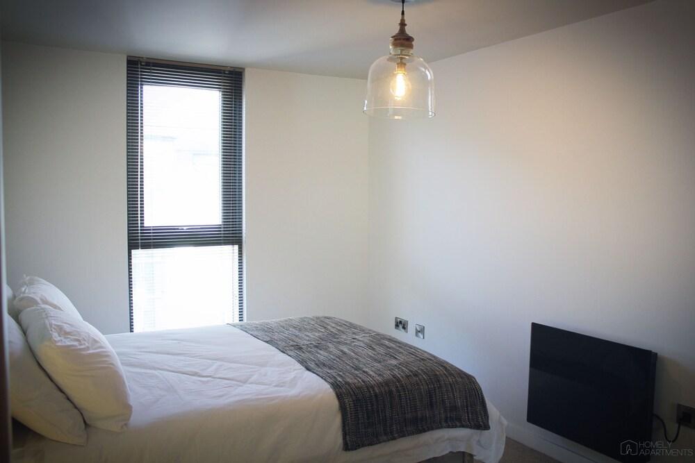 Homely Serviced Apartments - Blonk St - Room