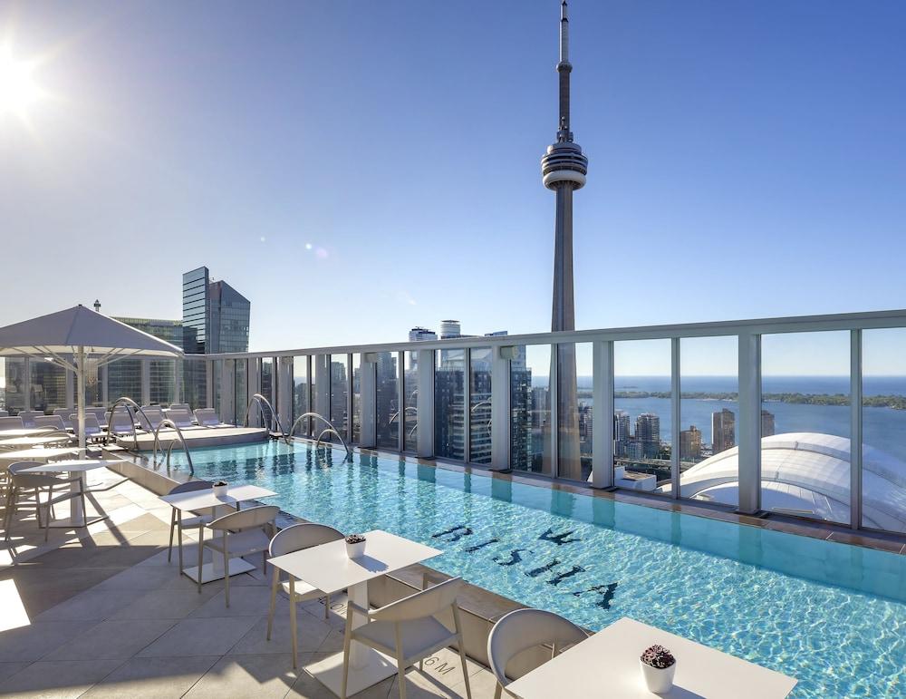 Bisha Hotel Toronto - Rooftop Pool