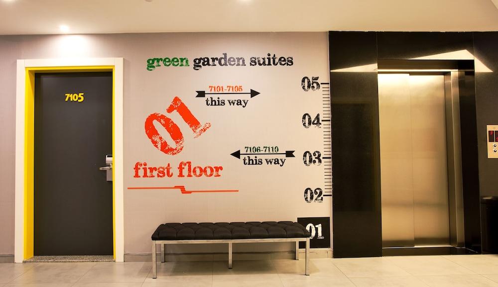 Green Garden Suites Hotel - Interior Entrance