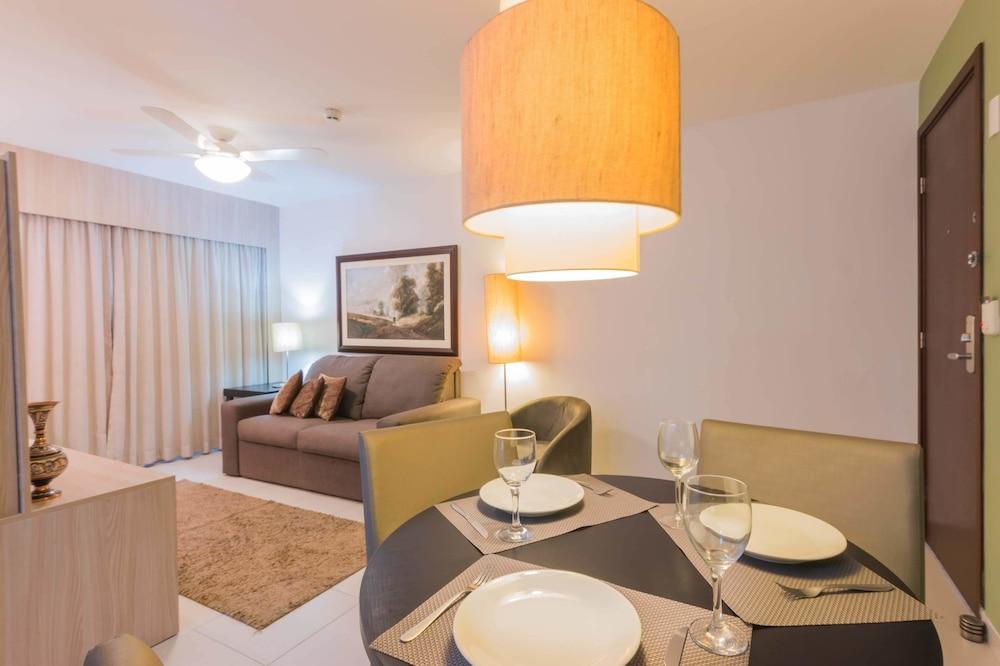 NOB2105 Cozy Flat Boa Viagem 2 bedrooms - Featured Image
