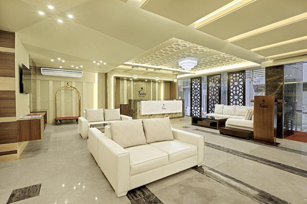 Asia Hotel & Resorts - Lobby