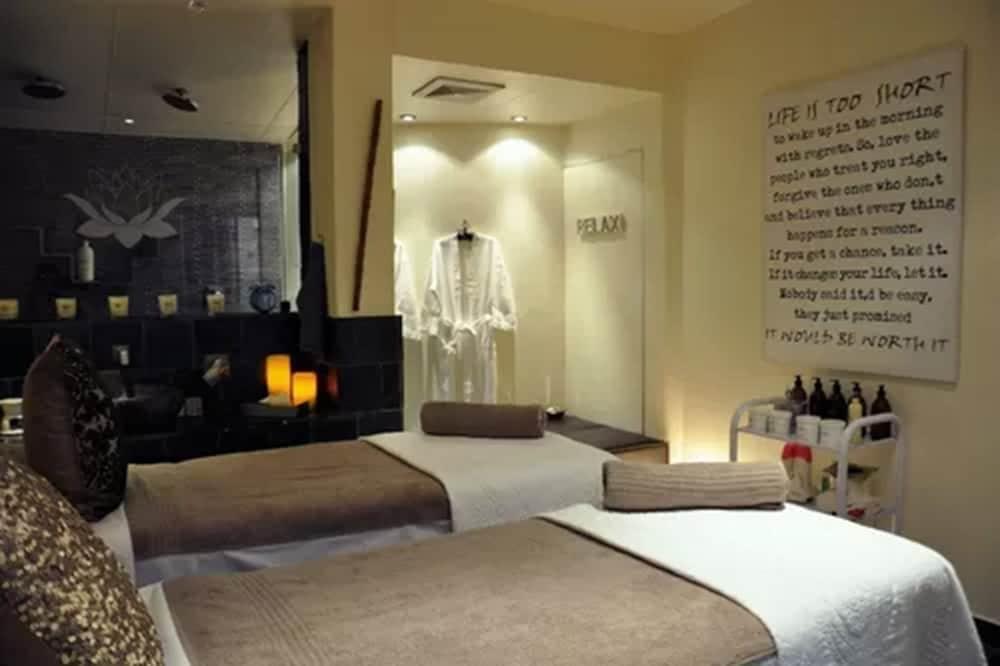 Ascot Boutique Hotel - Treatment Room