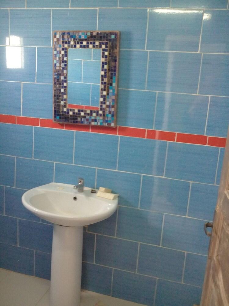 الإقامة في تونس - Bathroom Sink
