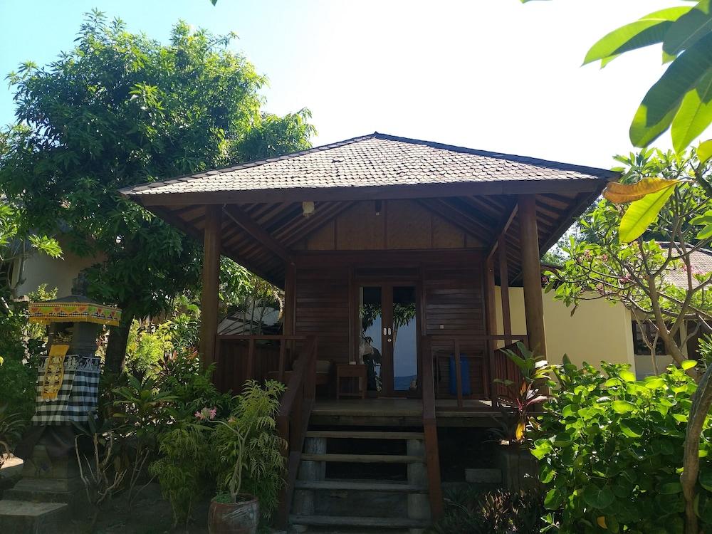 Scuba Seraya Resort - Exterior