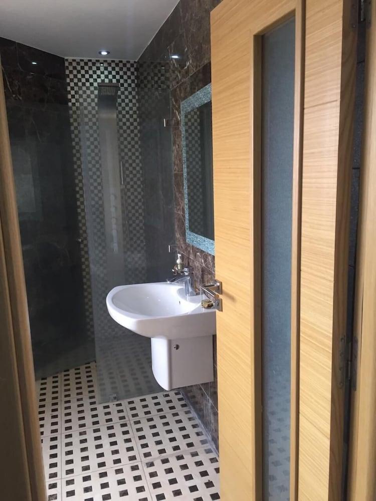 Oujda Appart - Bathroom