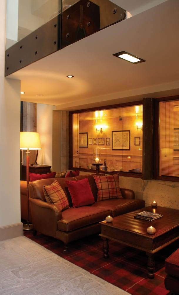 Hotel du Vin & Bistro Edinburgh - Lobby Lounge