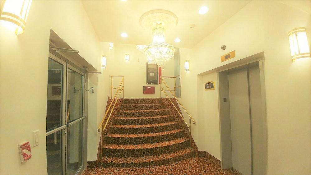 Kings Hotel Inc - Lobby
