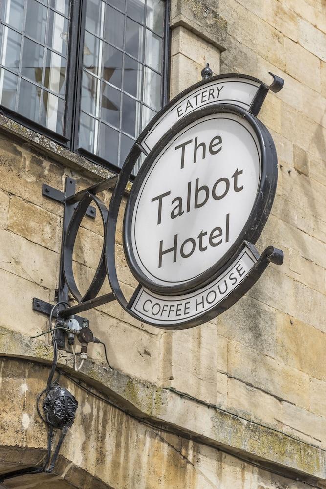 The Talbot Hotel, Oundle, Northamptonshire - Exterior detail