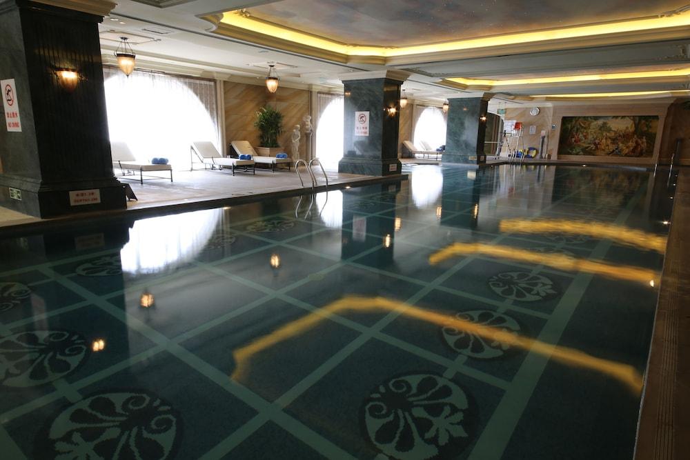 Legendale Hotel Beijing - Pool