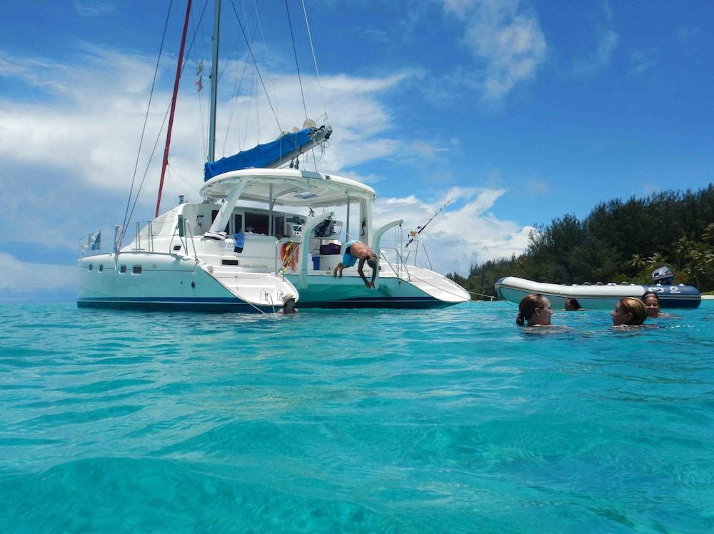 Tahiti Sail and Dive - Exterior