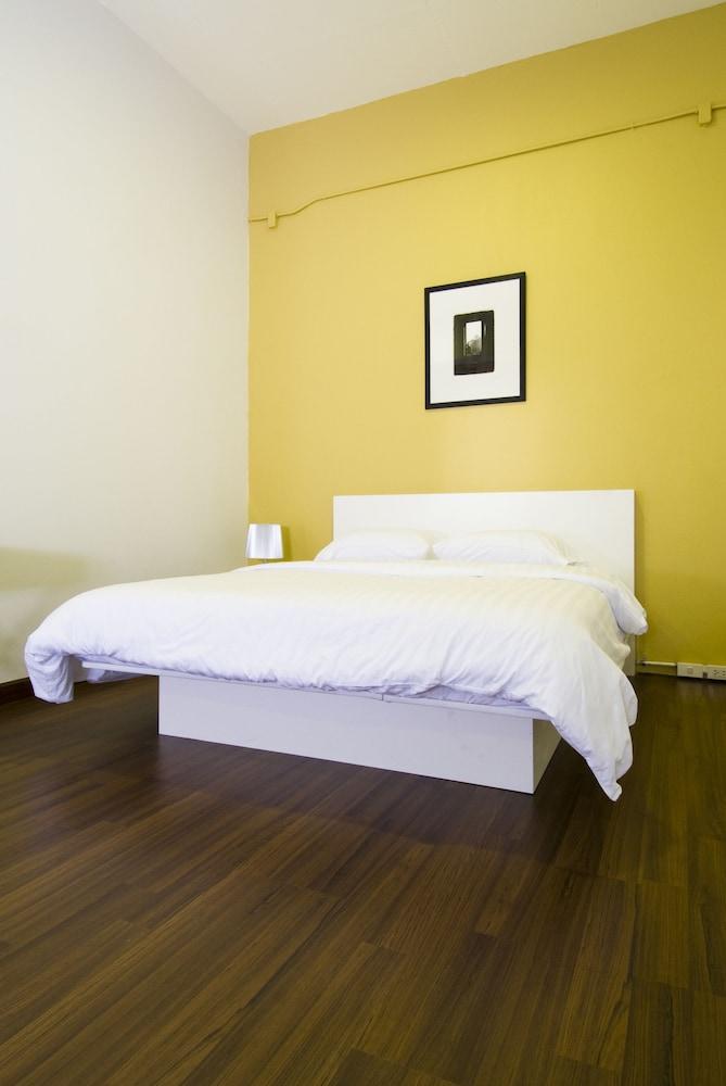 T Series Place Serviced Apartment - Room