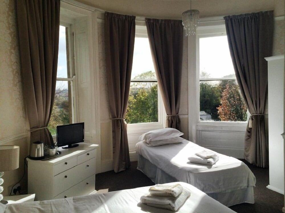 Mansfield Manor Hotel - Room