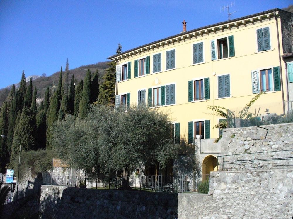 Hotel Tiziana Garnì - Featured Image