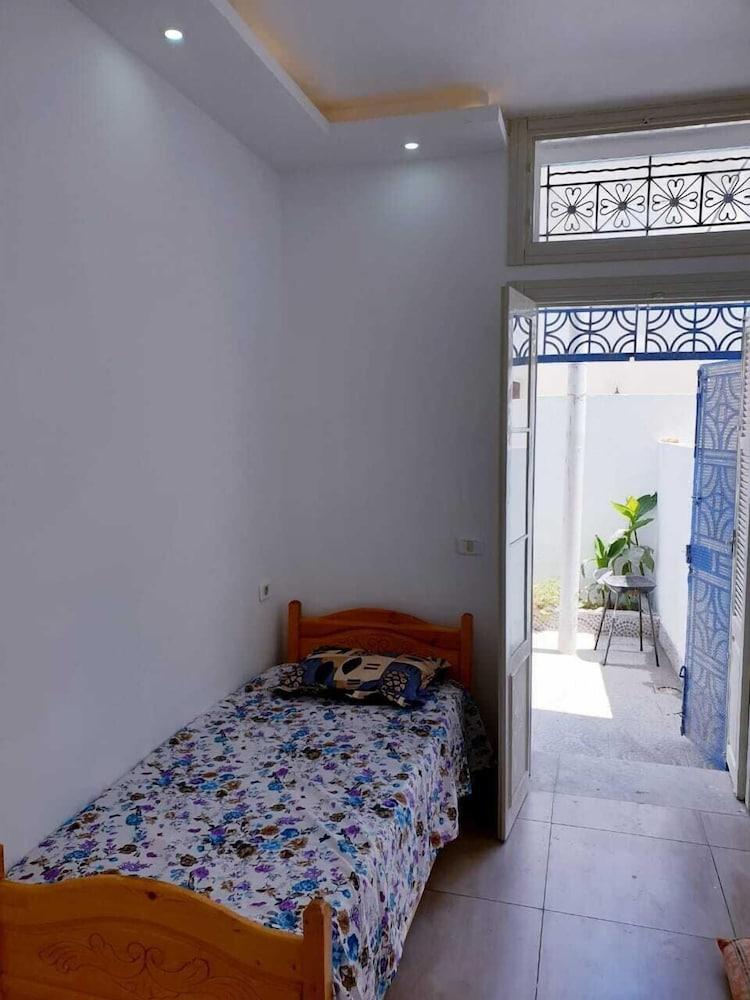 Airbetter - Spacious & Bright Seaview 3bedroom Apartment Korba - Interior