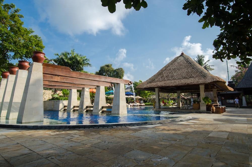 Rama Beach Resort and Villas - Pool Waterfall