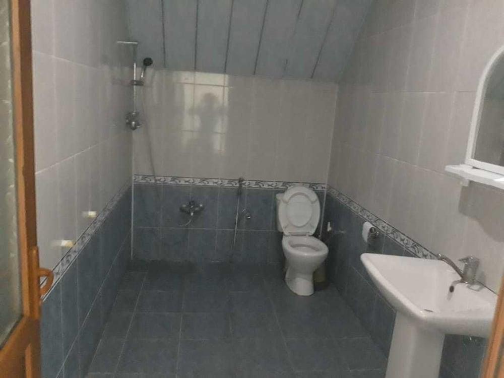 Qabala River Palace - Bathroom