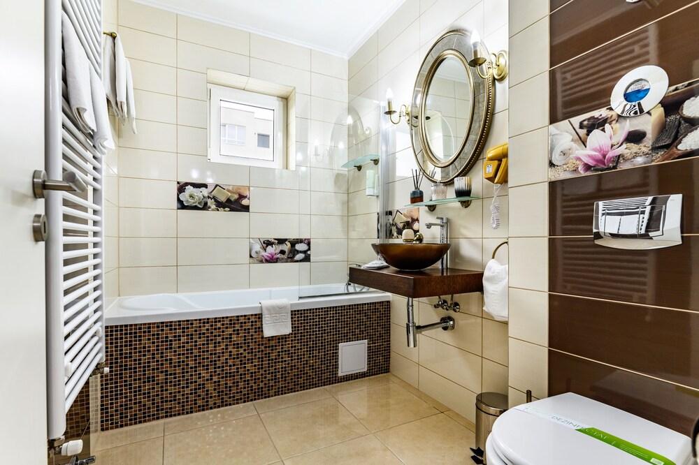 Luxury Apartment Avantgarden 3 - Bathroom