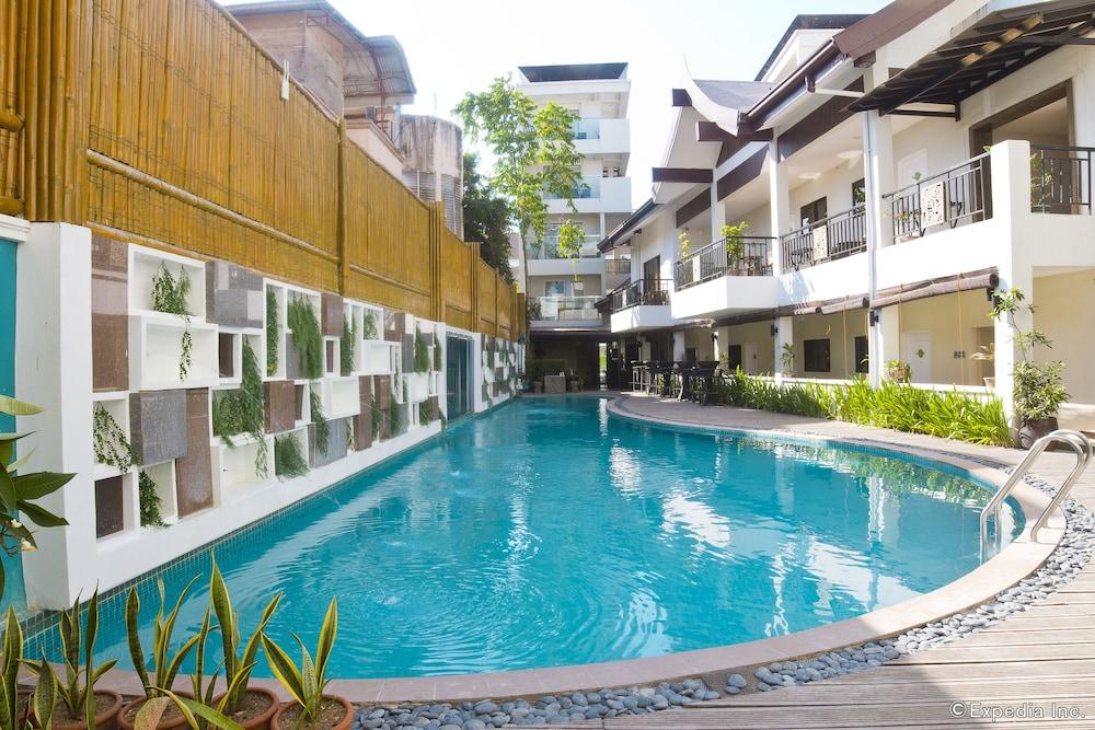 Boracay Haven Resort - Outdoor Pool