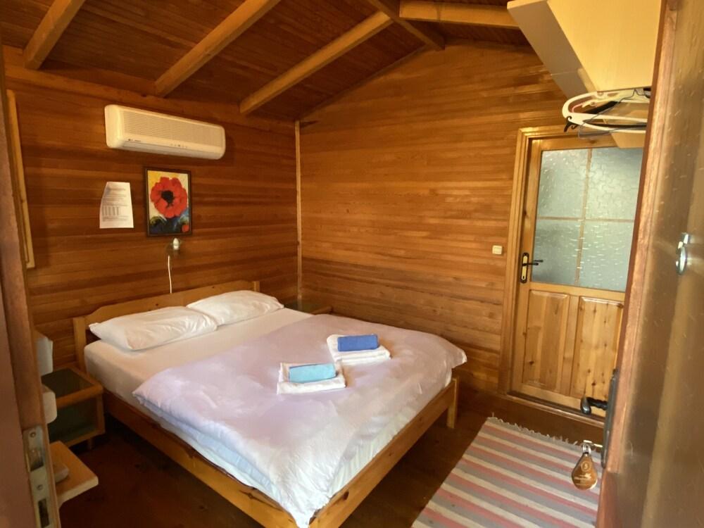 Montenegro Motel - Room
