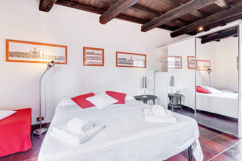 Romantic House in Trastevere - Room